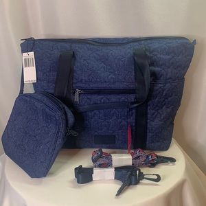 Vera Bradley ReActive Deluxe Tote! NWT